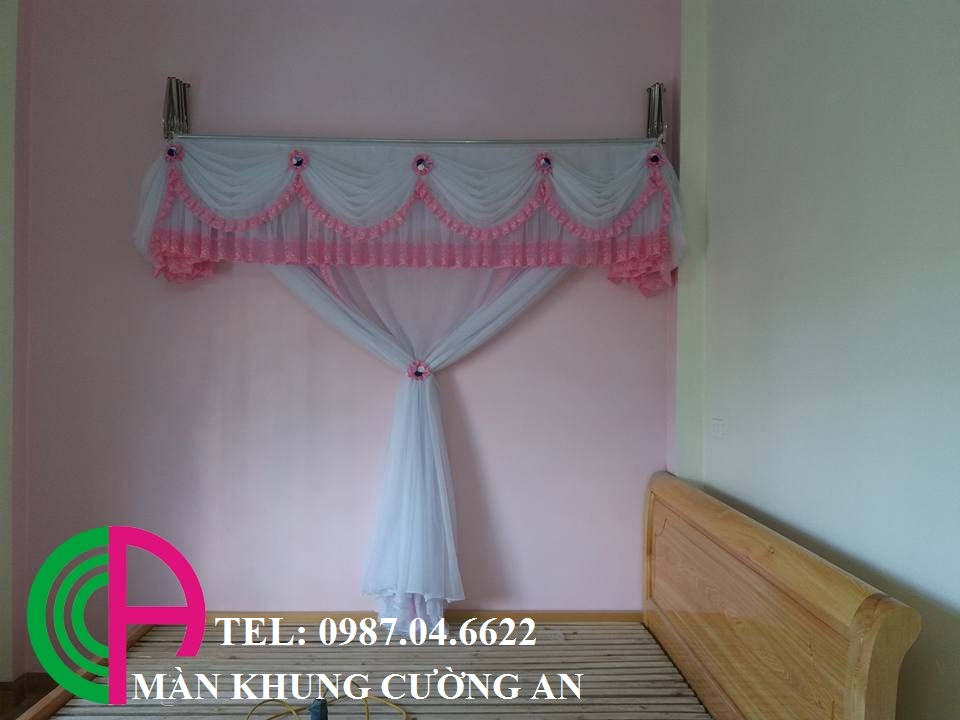 Màn Khung Xếp Gọn 8